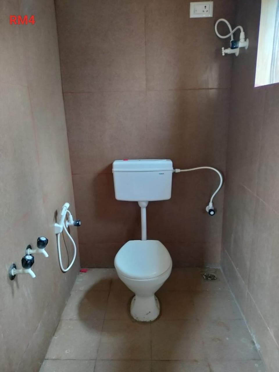 Riverstone Riverfront Stay Gokarna  Rom bilde